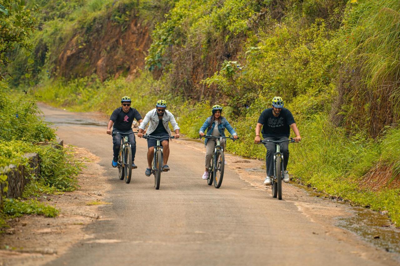 Zostel Plus Wayanad Kalpetta Luaran gambar